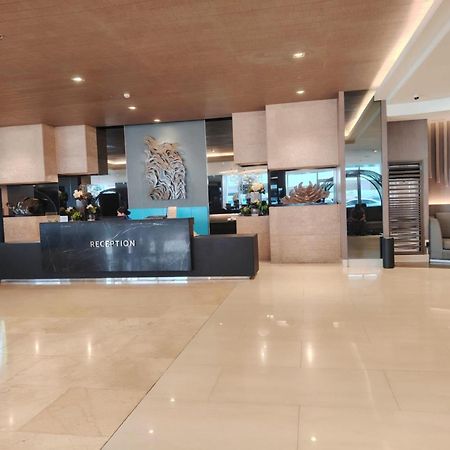 Shore One Condotel At Mall Of Asia, Philippines Πασάι Εξωτερικό φωτογραφία